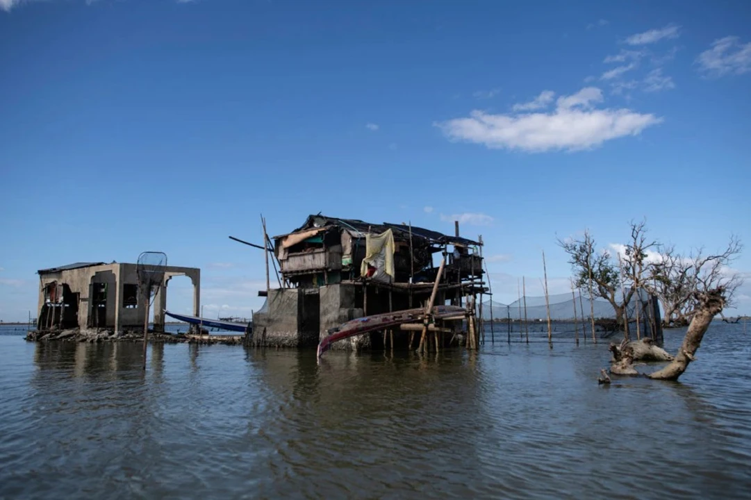 Are sea levels rising in the Philippines?